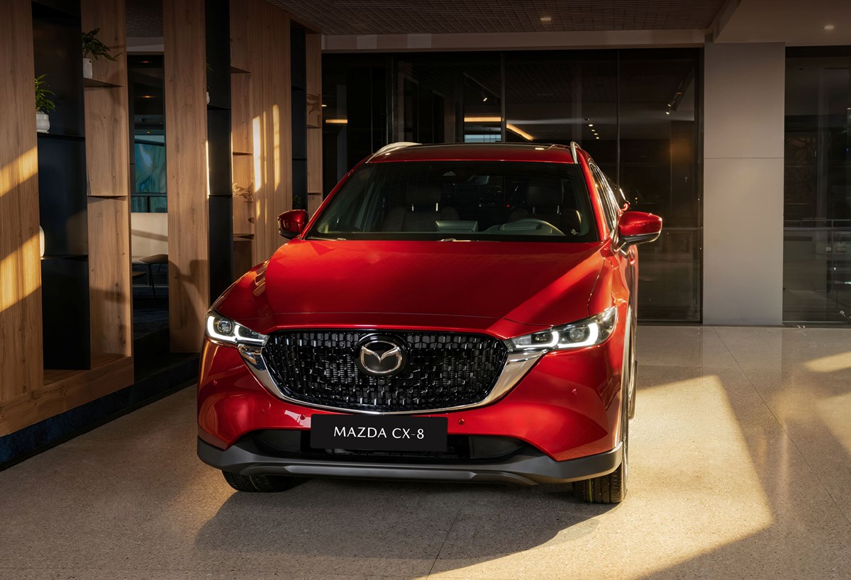 Chào hè, Mazda CX-8 có giá ưu đãi đặc biệt từ 889 triệu đồng.